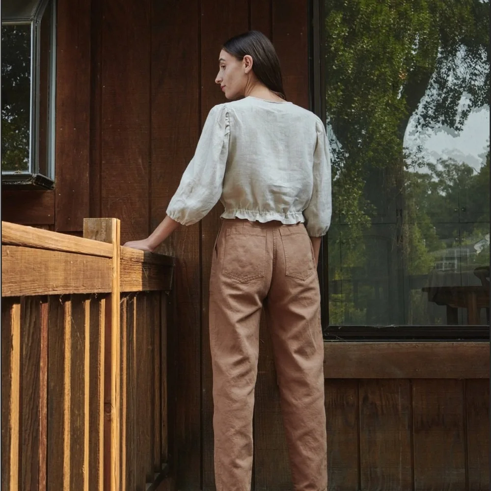 First Rite Linen Blouse - Picture 7 of 7